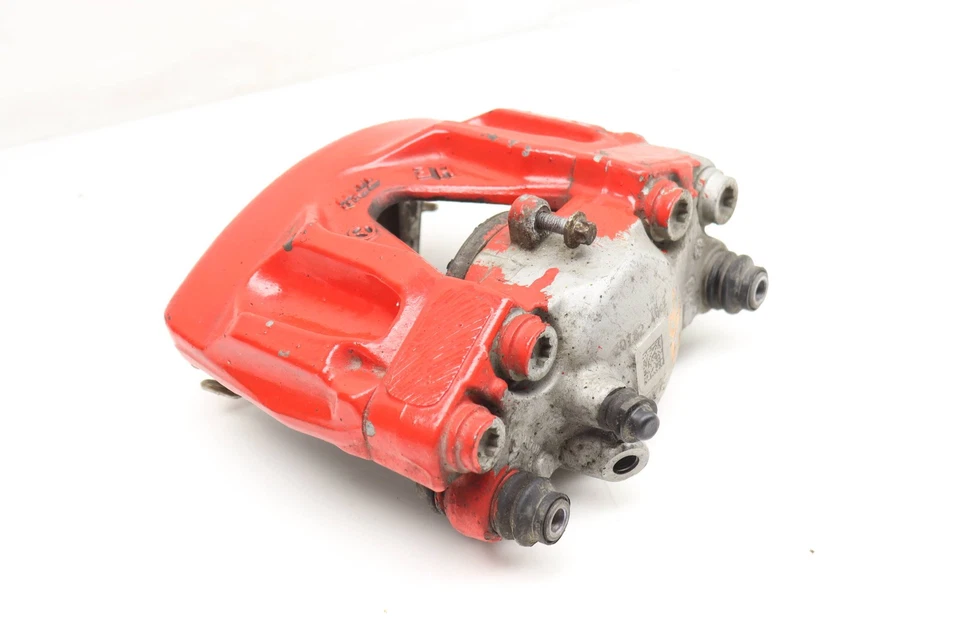 Mercedes-Benz E400 2015-2017 - Pinza de freno delantera derecha 2044214081 Foto 2 de 4