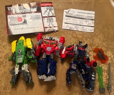 Transformers Lot Of 3 With Some Accessories & Instructions Uncertain If Complete
