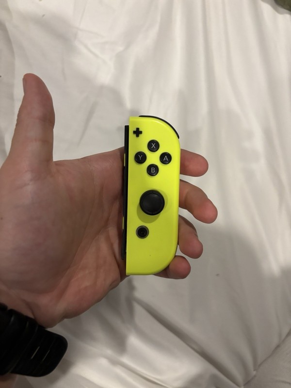 Nintendo Switch Joy-Con Right Controller Neon Yellow OEM Authentic Testednodrift
