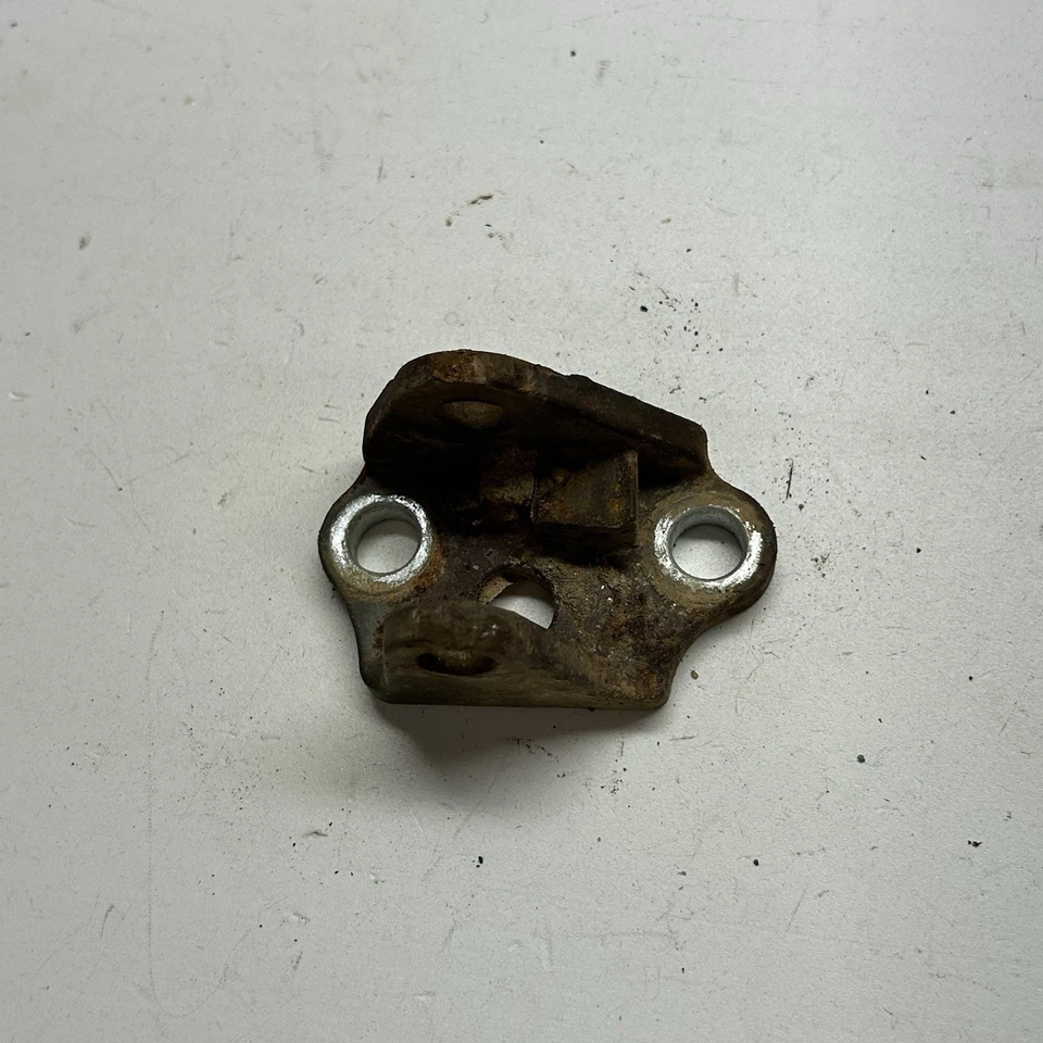 14-18 YAMAHA YZ250F YZ 250 F MONTAJE DE CLAVIJA LATERAL DERECHA OEM Foto 3 de 3