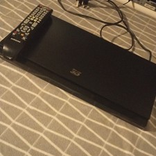 SAMSUNG BD-D5500 Smart 3D Blu-Ray DVD Player USB HDMI Netflix Youtube W/ Remote