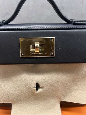 NEW Hermes 24/24 21 Black Noir Swift Calfskin Gold Leather