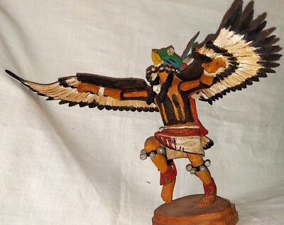 Adlertänzerin Kachina von Masterful Carver A. Naha