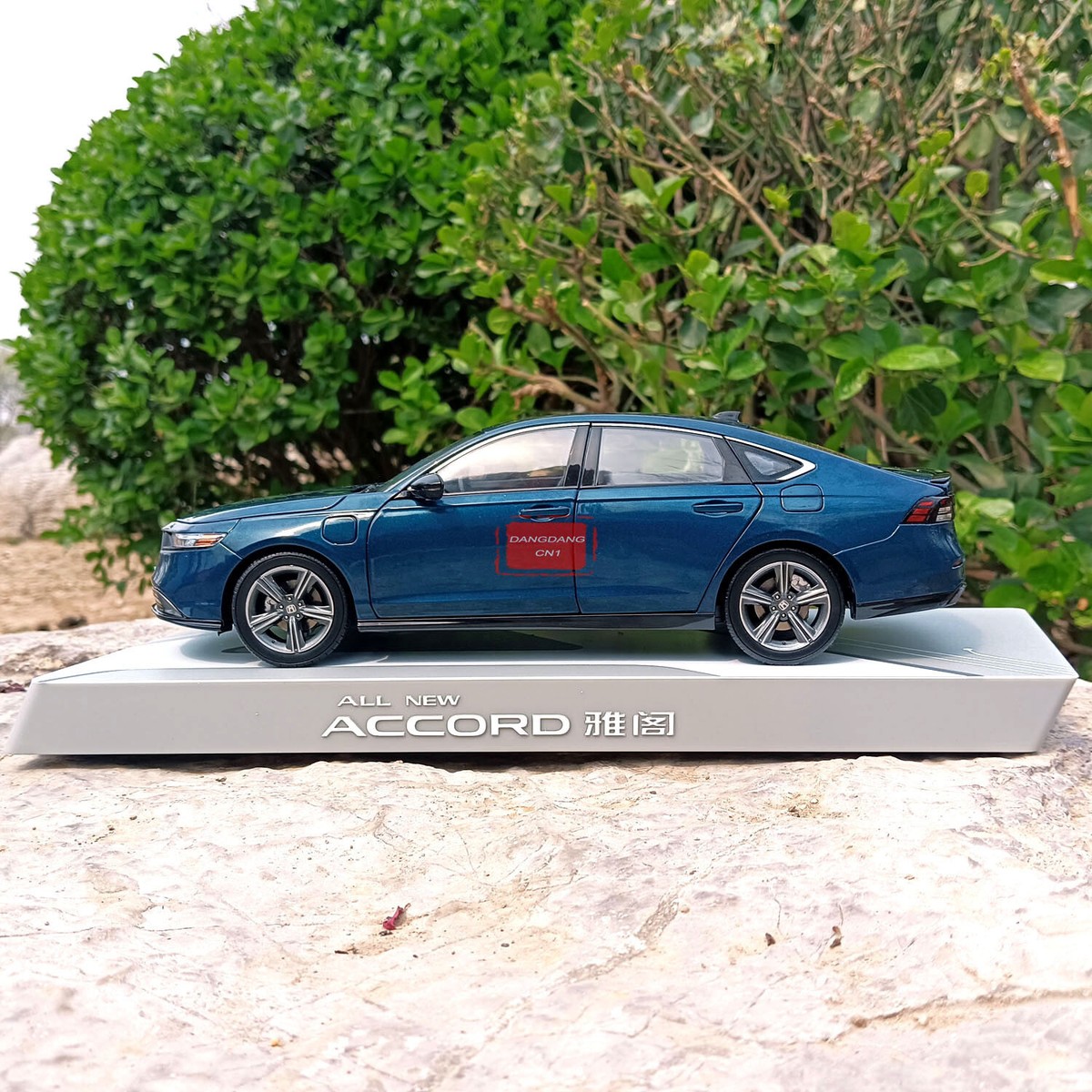 1/18 2023 all new Honda accord PHEV Diecast Model Blue Color