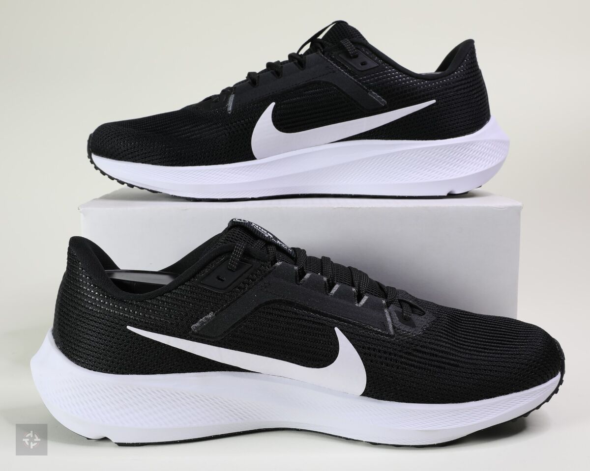 Nike Air Zoom Pegasus 40 Black White Athletic Shoes Men's Nike Air Zoom Pegasus 40 Black White Athletic Shoes Men's