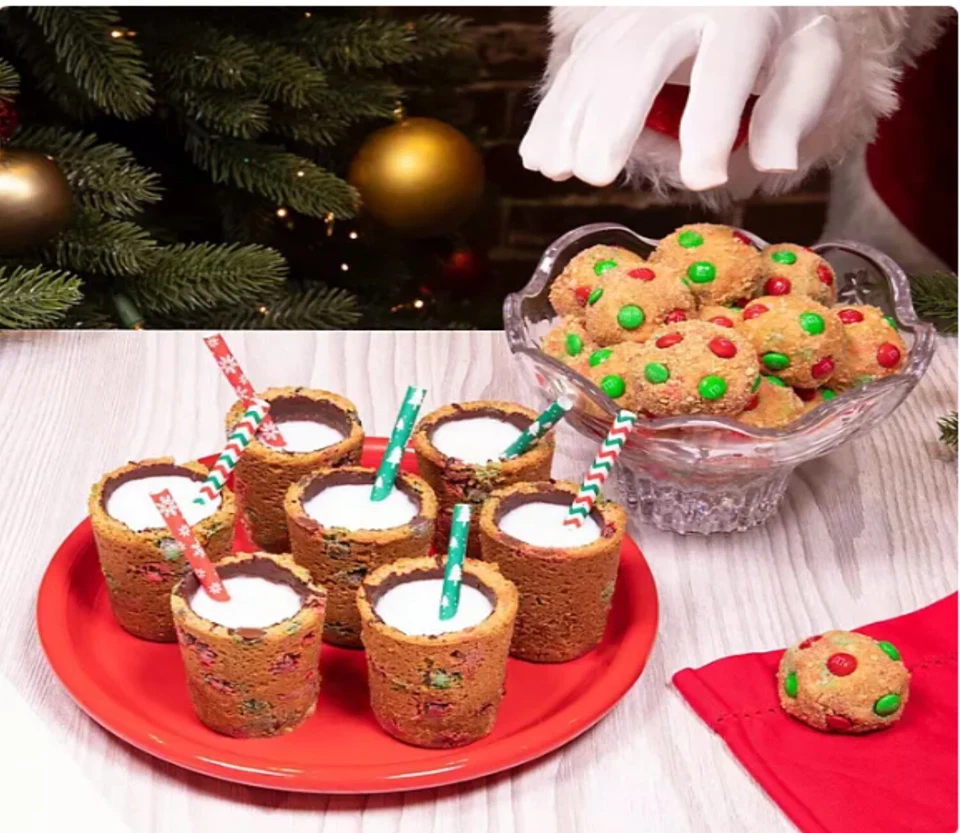 M&M's TOASTY HOLIDAY PEANUT MIX Candy, VALUE PRICE LIMITED TIME IN POUNDS BAG!! - Image 3 of 4