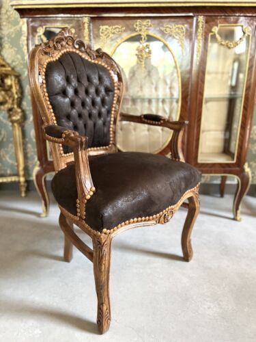 French Baroque Style Armchair Handmade Wood Brown Faux Leather for Home Decor - Bild 1 von 7
