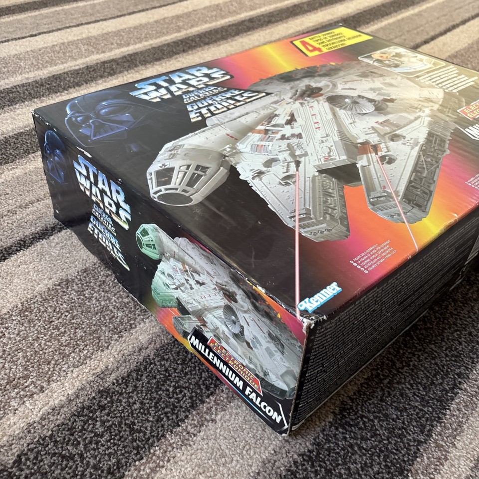Star Wars Millennium Falcon with Original Box, opened never used Kenner ...