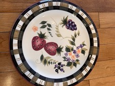 Oneida Strawberry Plaid 10” Dinner Plates. Lot Of 2 Excellent