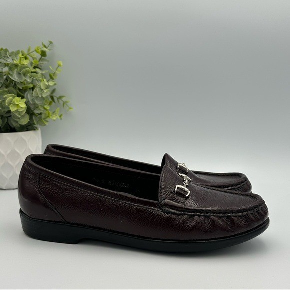 SAS Women’s Metro Horsebit Dark Brown Patent Leather Loafers Shoes Size 7.5