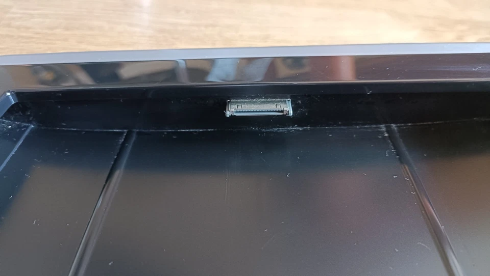 Alesis iO Dock Professional Pro Audio Dock for iPad - Immagine 2 di 4