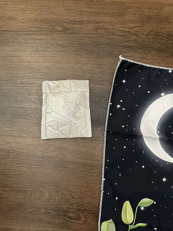 Tapeçaria pendurada na parede grande arte asiática tecido decoração quarto cogumelos à noite - Imagem 4 de 4