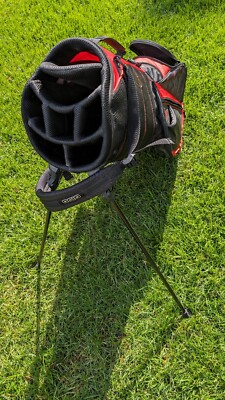 OGIO キャディバッグ 赤/黒 年内売り切り特化‼️良品 OGIO キャディバッグ スタンド キャディ