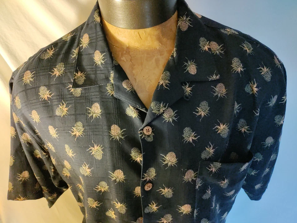 Para hombres Tommy Bahama Seda Negro Sólido Piña🍍 Camisa de Vestir Manga Corta L COMO NUEVO Foto 2 de 4