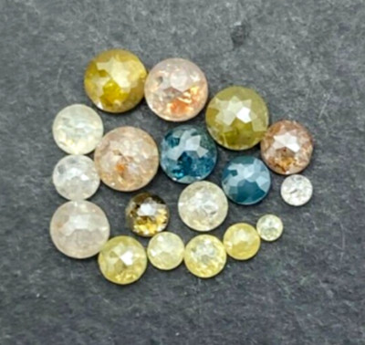 Runde Natürliche Diamant Lot 18tlg 2.28Ct Multicolor Tambulicut 1.5-3.5MM