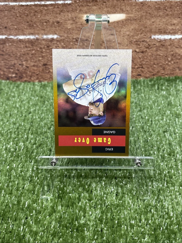 2024 Topps Archives Eric "Game Over" Gagne SSP Oro Autógrafo/50 LA Dodgers Foto 2 de 4