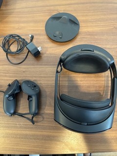 Meta Quest Pro VR Headset