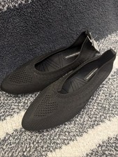 The French Connection Colleen Flat in black NWT Size 9