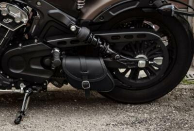 Echtleder Rahmentasche Farbe Schwarz für Indian Scout Motorrad