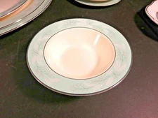 Homer Laughlin Romance Fruit/Berry 6" Bowl