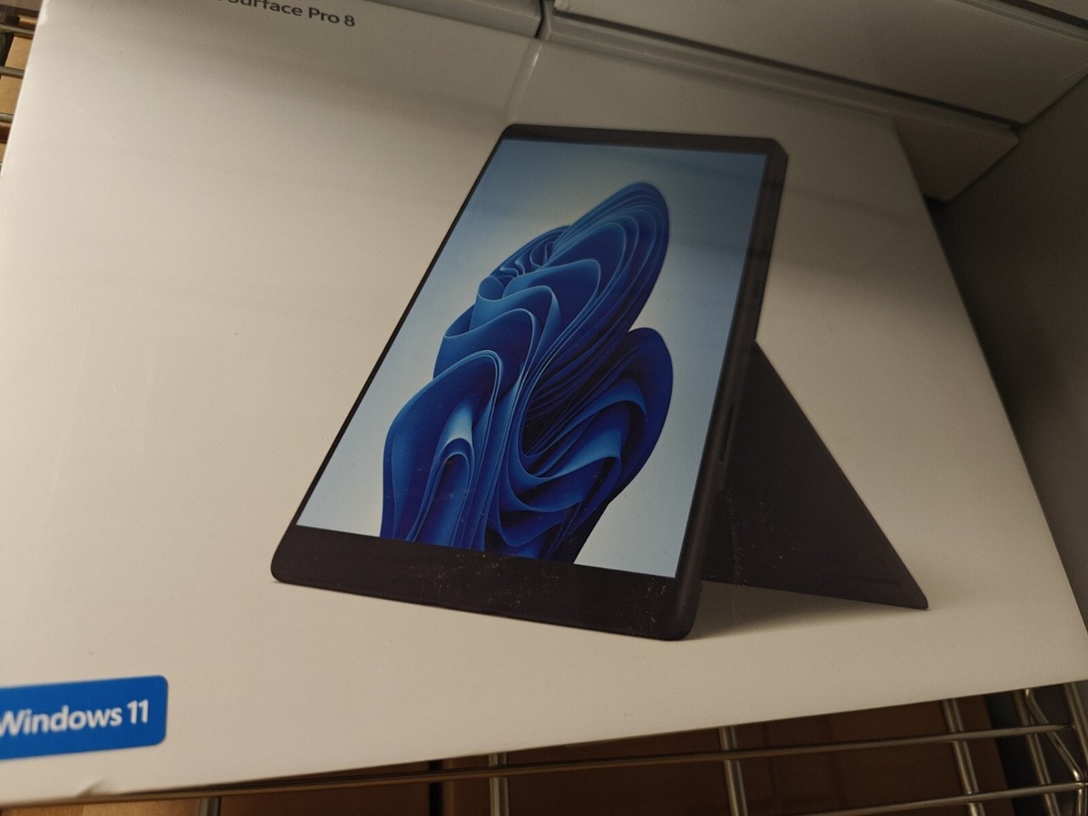 New Microsoft Surface Pro 8 13 New Microsoft Surface Pro 8 13