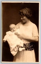 RPPC Woman with Baby Cute Vintage Unused Postcard, Q12