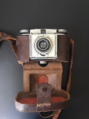 PAXINA ドイツ製カメラ The Braun Paxina · Lomography