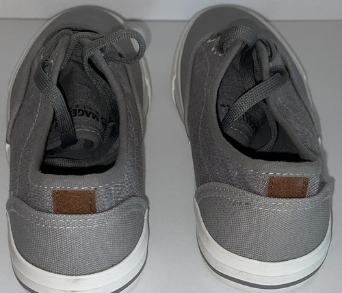 Magellan Outdoors Boys Size 5D Gray Lace Up Sneakers Shoes - Picture 2 of 9