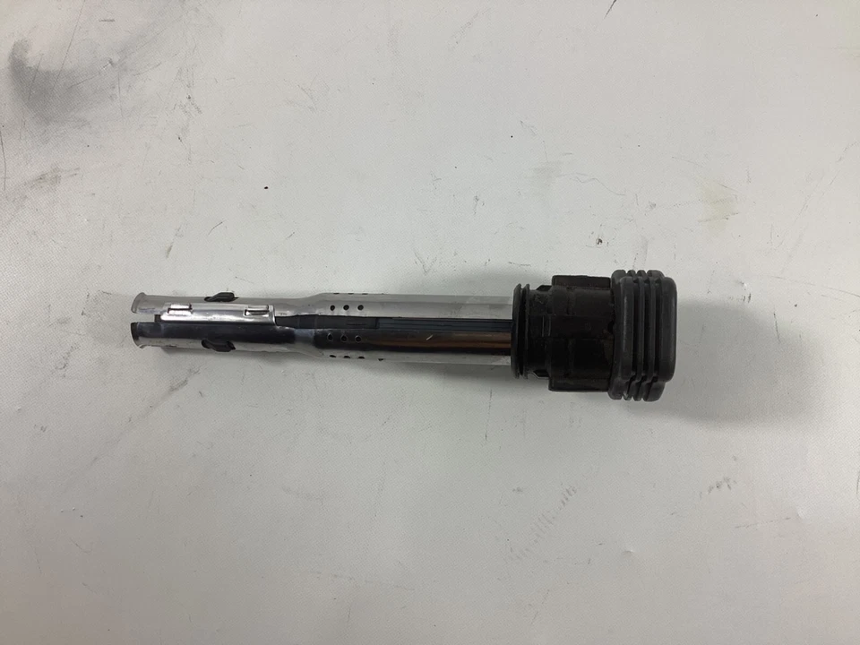 2009 - 2017 VOLKSWAGEN TIGUAN IGNITION COIL OEM . - Image 4 of 4