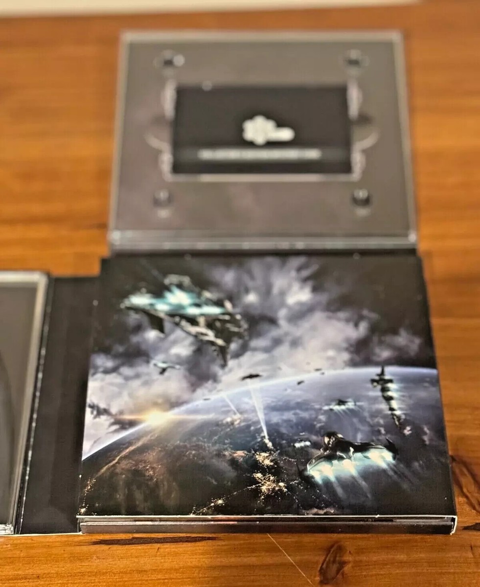 Eve Online: The Second Decade Collectors Edition 2013 - COMPLETE