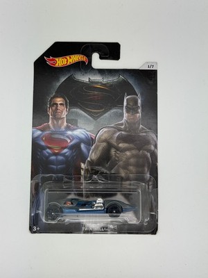 Hot Wheels Batman v Superman Twin Mill 1/7