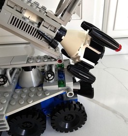 LEGO 6950 Mobile Rocket Transporter &ndash; Vintage 1982