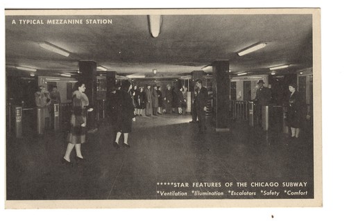 Throwback Mezzanine in Subway Chicago, IL B&W Photo Postcard #1384