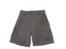 Boys Under Armour Cargo Shorts Youth Large 12 /14 Gray Excellent Condition