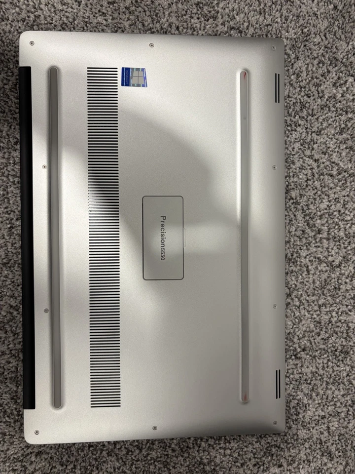 Dell Precision 5530 i7 32GB 1TB NVME Quadro P1000 4GB Windows 11 - Image 4 of 4