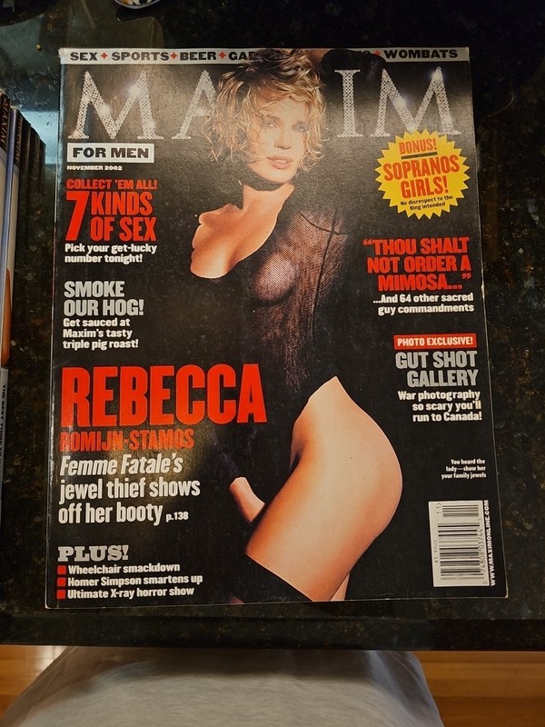MAXIM / November 2002 / #59 / International Men's Magazine!