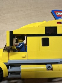LEGO CITY: Lego City Truck (3221) COMPLETE with Instructions