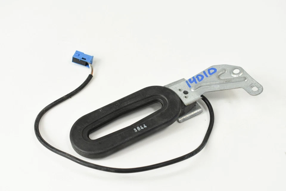 MERCEDES BENZ SL600 R230 2004-2006 OEM PARACHOQUES TRASERO IZQUIERDO ANTENA GO SIN LLAVE Foto 3 de 4