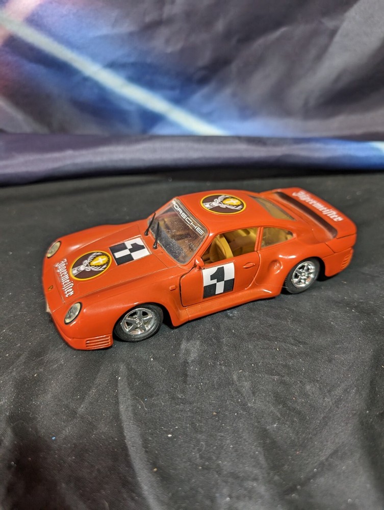 Revell 1/24 Model Car 8611 - Porsche 959 B #1 Orange Jagermeister Race Car