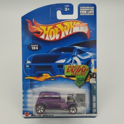 Hot Wheels 2002 Red Lines 2/4 '32 Ford Vicky #104