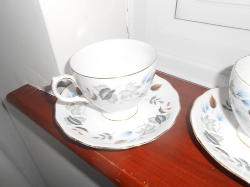 colclough linden x12 lot 6x cups 3in high 11 in round 6x saucers 5.5in across GC - Picture 4 of 7