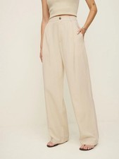 Reformation Pleated Pants in ivory size 0