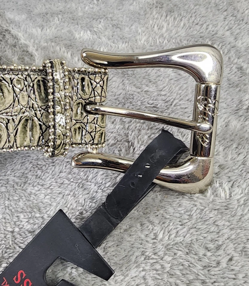 Cinturón Guess para mujer XL verde imitación piel de serpiente pedrería tono plateado hebilla occidental Foto 2 de 4