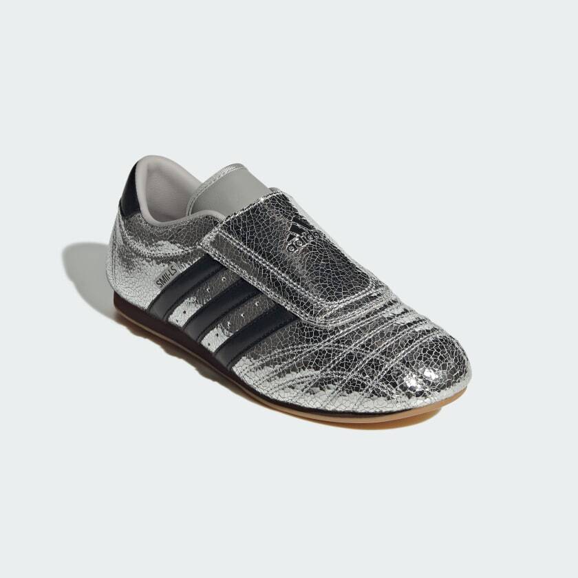 JH9664 adidas Originals Taekwondo Silver Metallic Core Black Gum