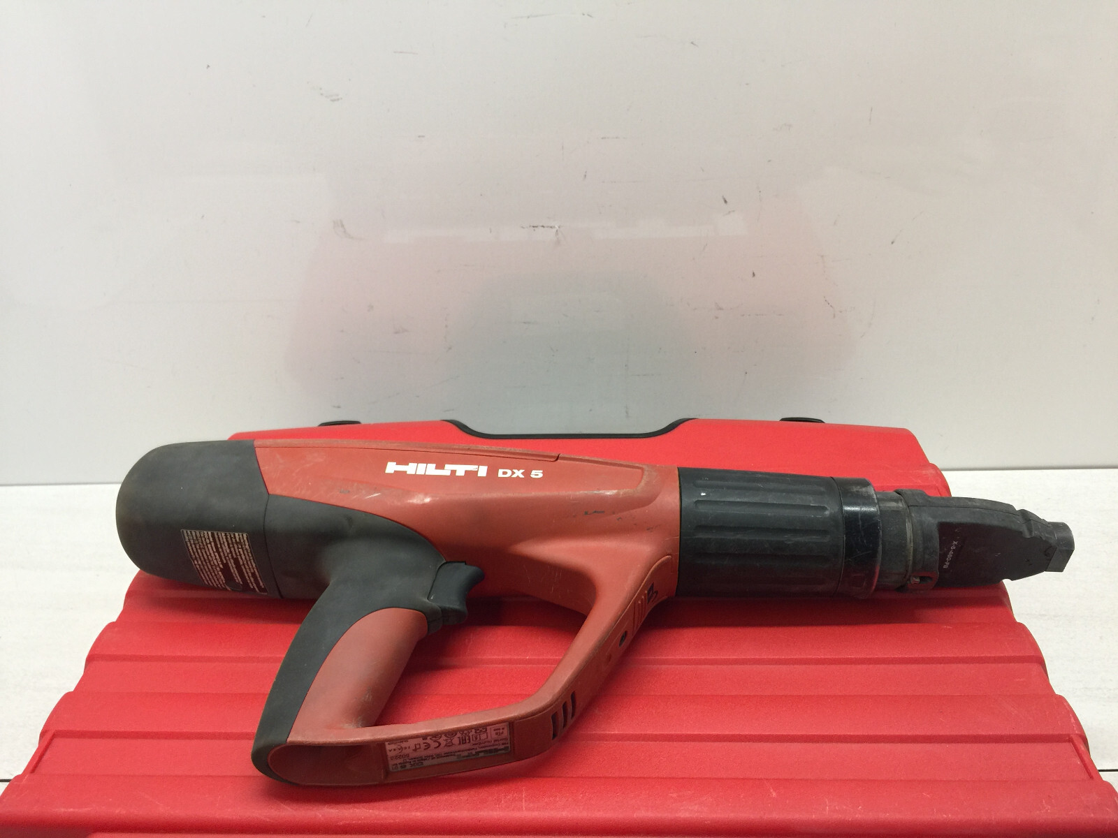 Hilti DX5 F8 Fully Automatic Powder Actuated Nail Gun with Case