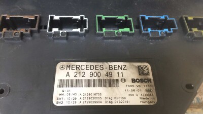 A 212 900 49 11 Mercedes-Benz W212 Amplifier Control module 2010