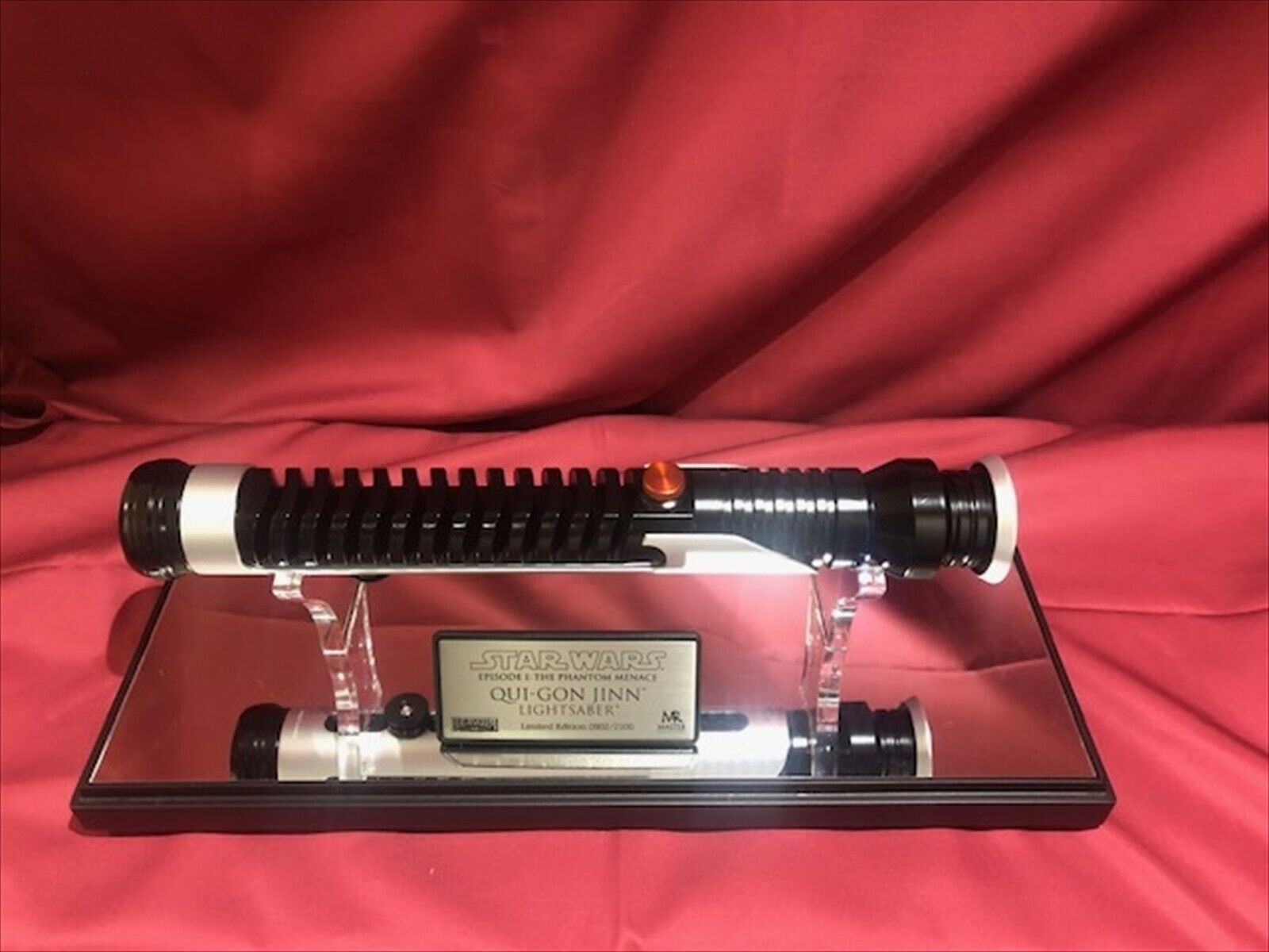 Qui-Gon Jinn's lightsaber Star Wars Inspired Replica - Crealandia