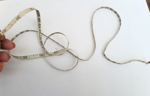 1920's Celluloid (Early Plastic) Novelty Walnut Tape Measure 100cm - Picture 5 of 8