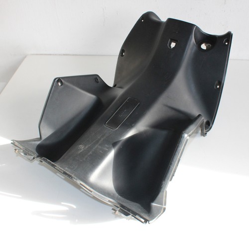 Leg Shield Kymco Super 8 125Cc 2009-2013 LC2U80100 Fairing Front Inside - Picture 2 of 9