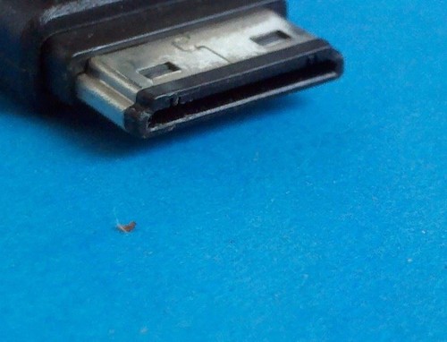 Samsung 5v (step) = AT&T SCH R211 cell phone battery charger power adapter plug - Picture 3 of 5